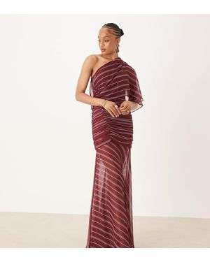 ASOS Vestido Largo Burdeos A Rayas Asimétrico Con Cuerpo Fruncido Y Detalle De Capa De Asos Design Tall - Rojo