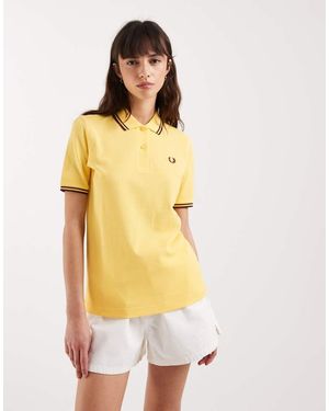 Fred Perry Twin Tipped Logo Polo Shirt - Yellow
