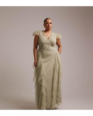 Lace & Beads Plus Vestido De Dama De Honor Largo Con Escote Pronunciado Y Volantes De Tul De - Verde