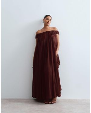 ARRANGE Curve - robe longue trapèze à encolure bardot et dos cape - chocolat - Violet