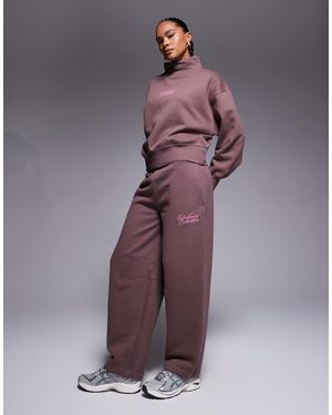 ASOS Weekend Collective Co-Ord Heavyweight Barrel Leg Jogger With Scribble Embroidery - Purple