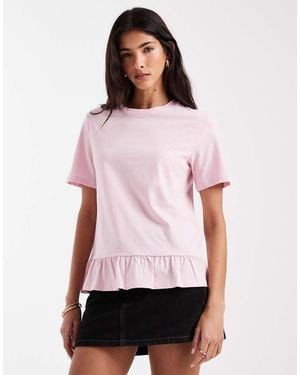 Pieces Frill Trim T-shirt - Red