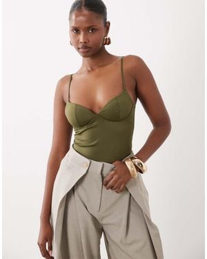 Gina Tricot Top Escotado Moldeador En Caqui-Verde