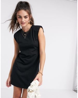 Stradivarius Vestido con hombreras en negro