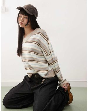 Collusion Knitted V Neck Striped Jumper - White