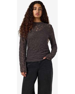 Noisy May Miriam Kanten Slim-Fit Top Met Nepcol En Lange Mouwen - Bruin