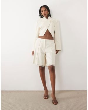 Miss Selfridge Tailored Bermuda Short With Lace Trim - Natural