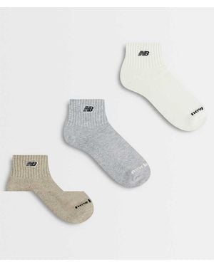 New Balance Calzini Alla Caviglia Con Toppa Logo, Confezione Da 3, Nei Toni Neutri - Bianco