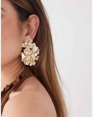 petit moments Noveldo Statement Flower Stud Earrings - Brown