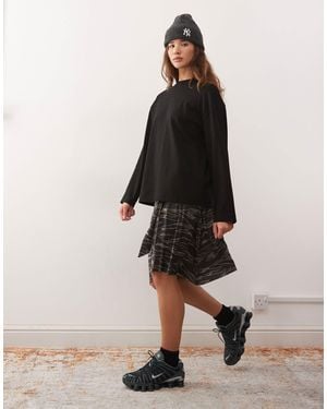 Collusion Tie Waist Ring Detail Skirt - Black