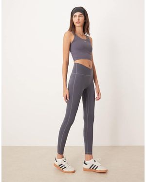 adidas Originals Three Stripes Studios Crossover Waistband leggings - Natural