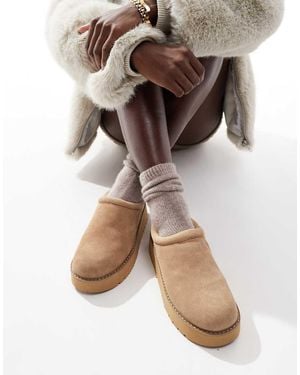 Stradivarius Platform Fluffy Leather Mule - Natural