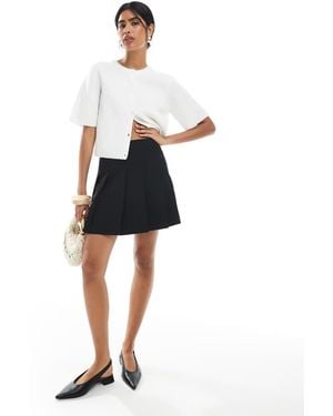 New Look Box Pleat Mini Skirt - White