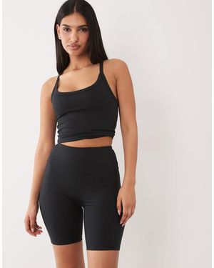 4505 Hourglass Icon High Waist 8 Inch legging Short - Black