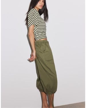 Stradivarius Ruimvallende Poplin Bermudashort - Groen
