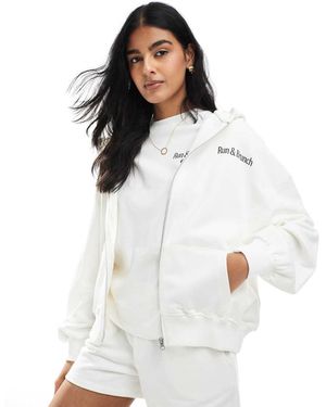 Pull&Bear Oversized Hoodie Met 'Running Club'-Print En Rits - Wit