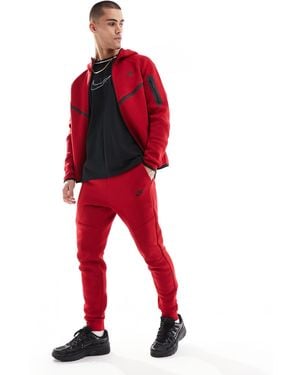 Nike Tech Fleece Cuffed Sweatpants - Red