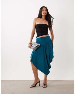 ASOS Slinky Rok Met V-Voorzijde, Gerimpeld, Asymmetrische Zoom Midi - Blauw