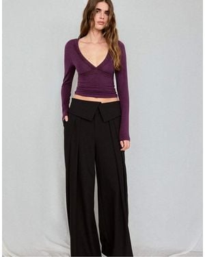 Stradivarius Top Met Lange Mouwen, V-Hals En Kant - Paars