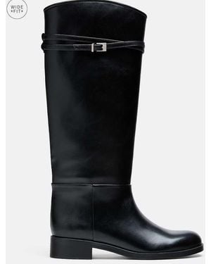 Stradivarius Wide Fit Flat Boots - Black