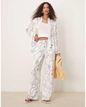 GANT Pantalones Blanco Hueso De Pernera Ancha Con Estampado De Cadena Y Cordón Ajustable De (Parte De Un Conjunto) - Neutro