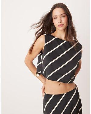 Pretty Lavish Tied Top Co-ord - Grey