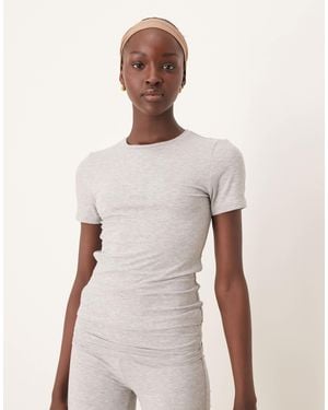 Tala 365 Short Sleeve Longer Length T-shirt - Natural