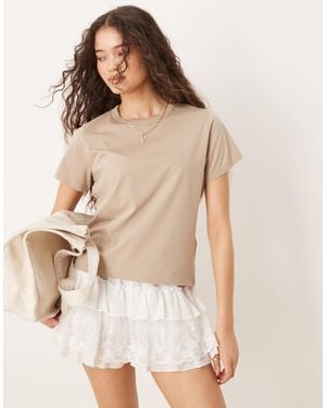 Abercrombie & Fitch Cropped T-Shirt - Natural