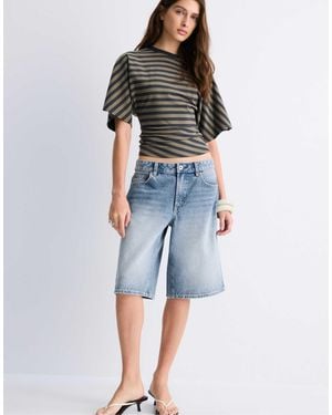 Stradivarius Gestreiftes t-shirt mit japanischem ärmel - Blau