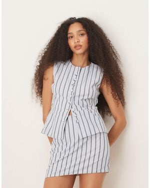 Glamorous Button Down Vest - White