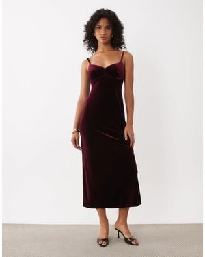 New Look Midikleid mit riemchen aus samt - Weiß