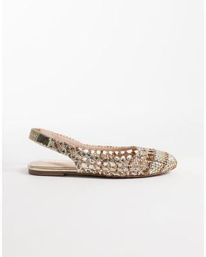 Raid Bailarinas Doradas Destalonadas Con Diseño Entretejido Hanne De -Dorado - Blanco