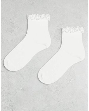 ASOS 2 Pack Frill Top Ankle Socks - White