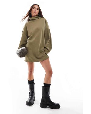 ASOS Vestito Corto Morbidissimo Kaki Con Scollo A Imbuto E Maniche Cocoon - Verde