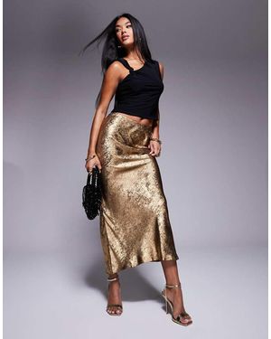 New Look Foil Satin Midi Skirt - Metallic