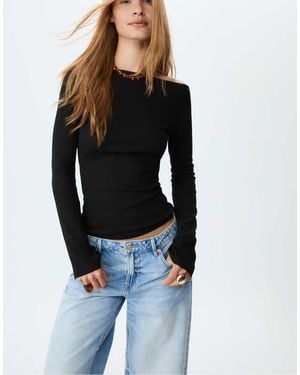Stradivarius Basic Bell Sleeve T-shirt - Black