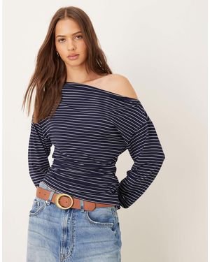 ASOS – tailliertes asymmetrisches langarmshirt - Blau