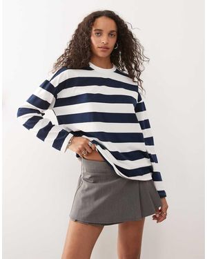 Noisy May Sudadera Blanca Y Azul Marino A Rayas De -Blanco