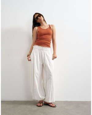 TOPSHOP Broderie Beach Balloon Trouser - White