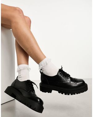 Monki Brogueschoenen Met Veters En Dikke Zool Met Profiel - Zwart