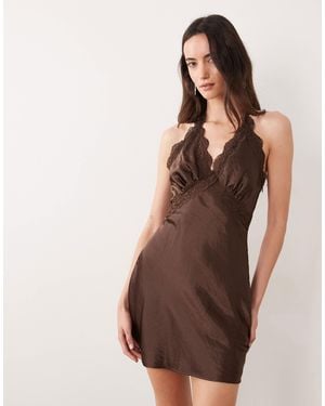 SNDY'S Satin-minikleid mit spitzenbesatz und neckholder - Braun