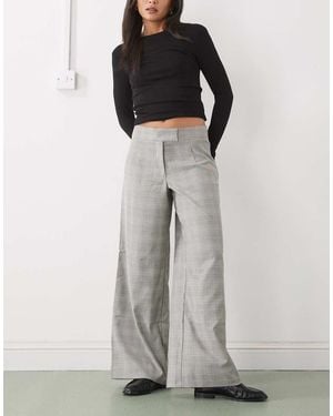 Collusion Low Rise Wide Leg Tailored Trousers - Grey