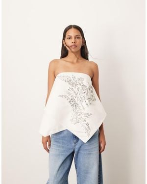 ARRANGE Top Con Diseño Cuadrado, Escote Palabra De Honor Y Adornos De - Blanco
