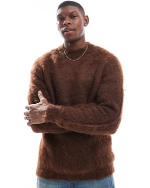 ASOS – flauschiger strickpullover - Braun