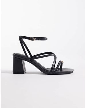 New Look Metal Detail Toe Loop Heeled Sandals - White