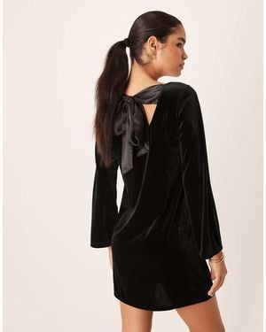 Jdy Back Bow Detail Velvet Mini Dress - Black