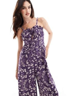 ASOS Tuta Jumpsuit Viola E Bianca A Fiori Con Volant Sul Bustino, Vita Arricciata E Spalline Sottili