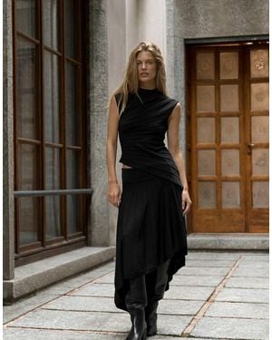 NA-KD Asymmetrischer rippstrick-midirock - Schwarz