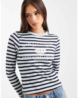 Daisy Street Long Sleeve Graphic Top - Blue