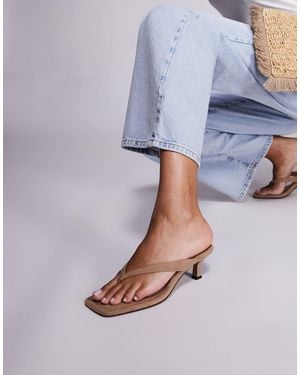 ASOS Hawaii - sandales en suédine à petit talon et entre-doigts - taupe - Bleu